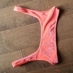 Triangl velvet bikini top